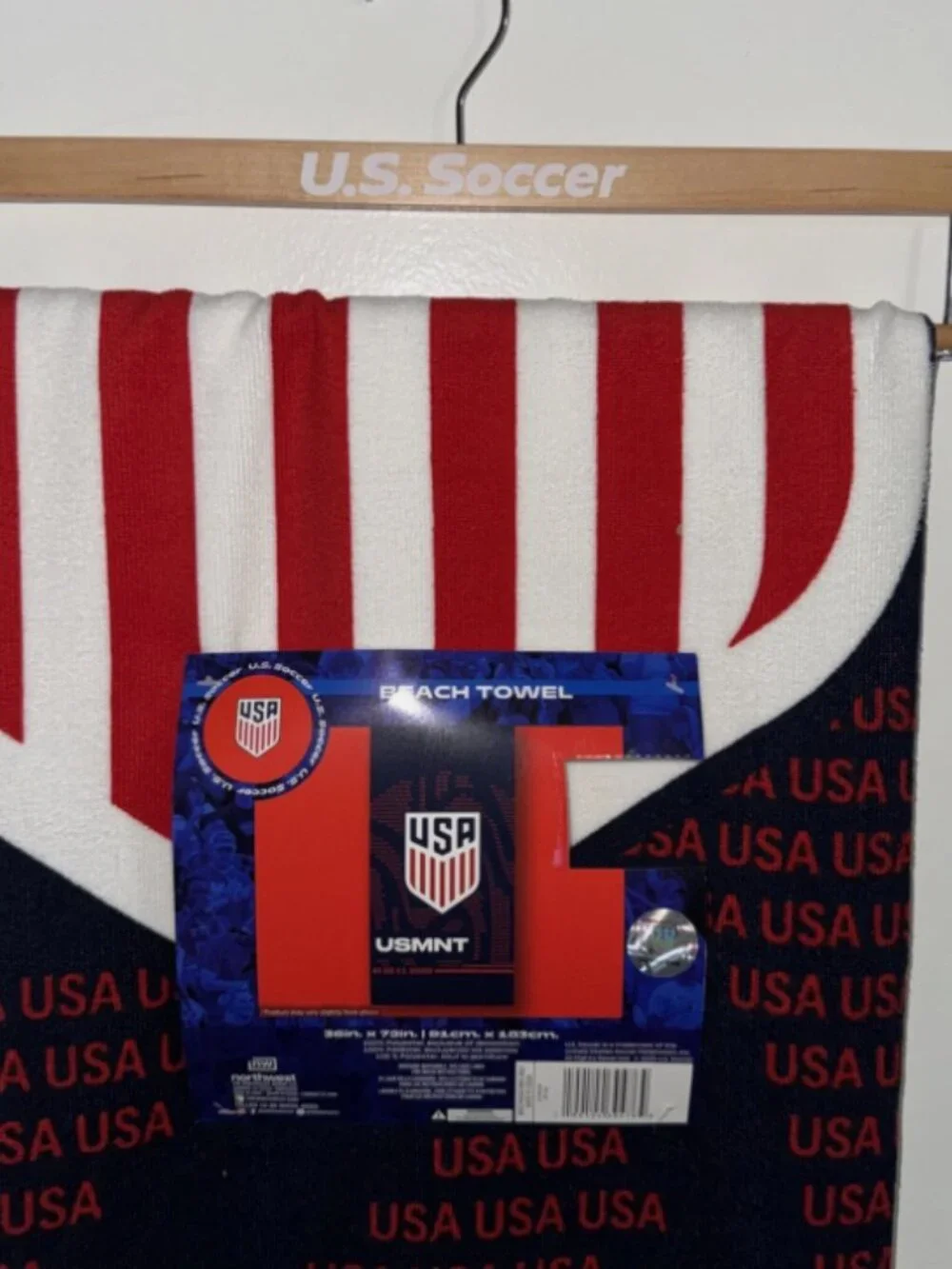 Beach Towel 2026 FIFA World Cup USA Soccer 36in x 72in World Cup Edition NWT